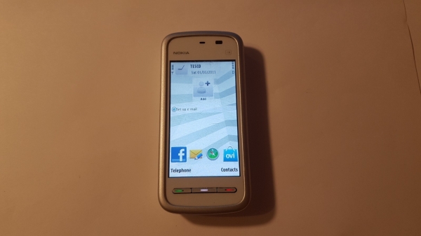Nokia 5230 Smartphone (entsperrt) – Weiß – Silber