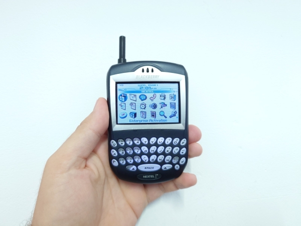 RAR BlackBerry 7520 schwarz NEXTEL iDEN Smartphone Sammlerstück 7510