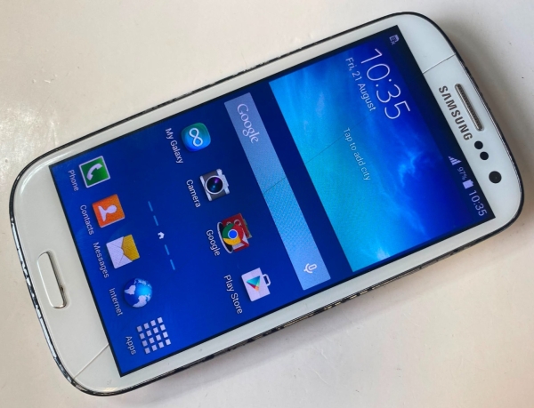 Samsung Galaxy S3 Neo I9301i Smartphone ENTSPERRT 16GB weiß – funktioniert mit Riss