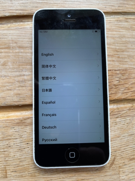 Apple iPhone 5c – 16GB – Weiß (Entsperrt) A1507 (GSM)