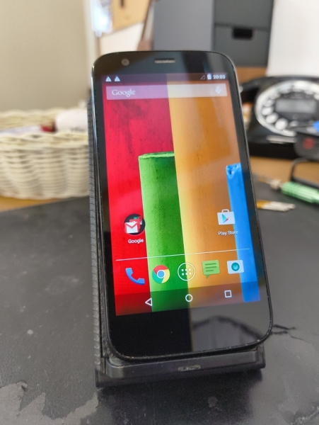 Motorola  MOTO G  8GB – Schwarz (Ohne Simlock) Smartphone