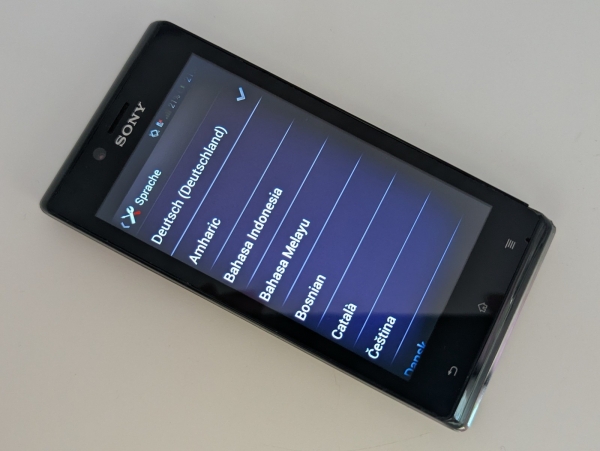 Sony Xperia J Schwarz 4GB Android Smartphone LTE 4G ST26i ✅