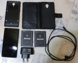 Smartphone ARCHOS Core 50 mit Zubehör | DEFEKT / Ersatzteil  / Bastlerware !!!