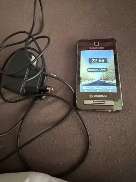 Samsung SGH-F480v Touch Smartphone, Simlockfrei