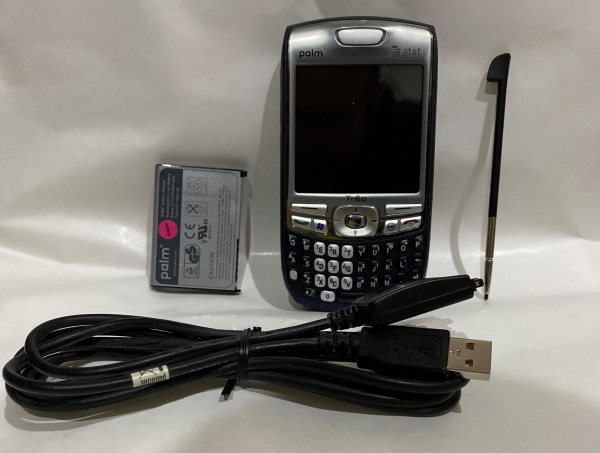 Vintage AT&T Palm Treo 750 Smartphone WM6 Quad Band 1.3MP Kamera Bluetooth (1051NA)