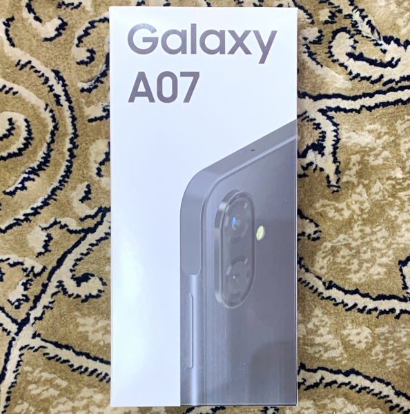 Samsung Galaxy A07 64GB schwarz Smartphone Verpackung versiegelt (SM-A075F)