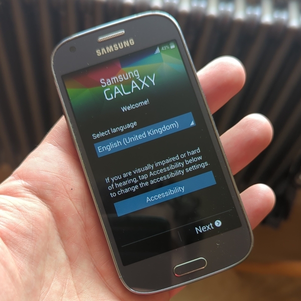 Samsung Galaxy Ace 4 Android Smartphone funktionstüchtig in sehr gutem Zustand