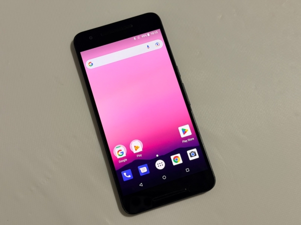 Huawei Nexus 6P – 32 GB – Graphite (Unlocked) (CA) Android 8 Smartphone
