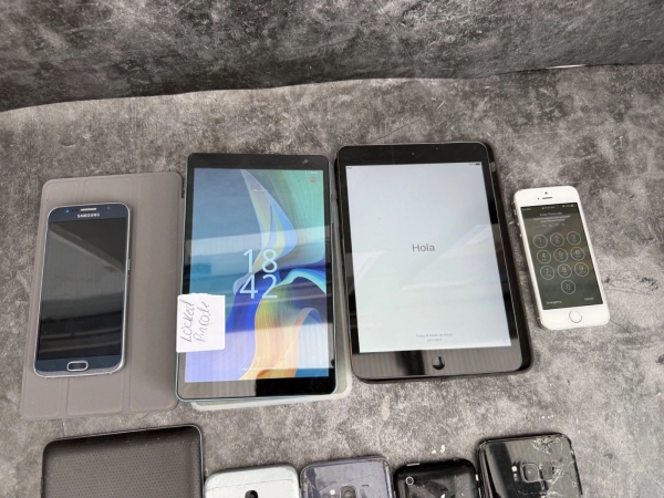 Smartphone,Handy,Tablet Restposten Konvolut,Iphone,Samsung iPad und mehr