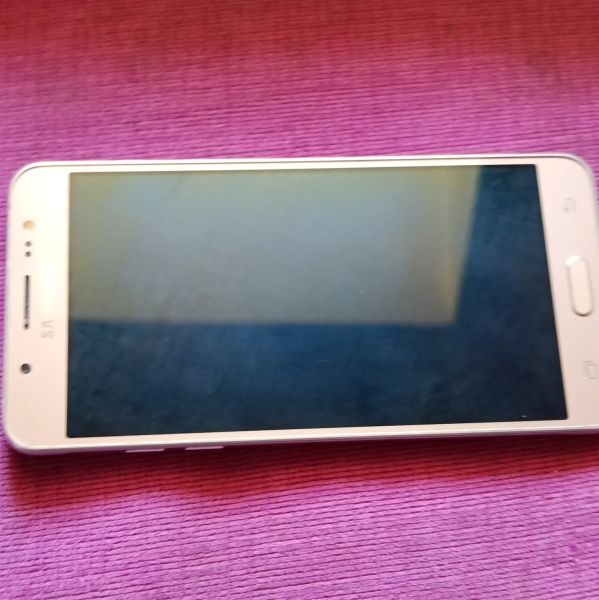 Samsung Galaxy J5 Smartphone 16 GB Weiß Silber Slate