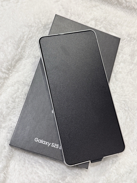 Samsung S25 Edge faltbar 5G Smartphone Handy 512 GB Speicher Grau