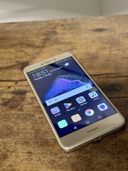 Huawei P8 Lite 2017 gold 16GB entsperrt 4G Smartphone