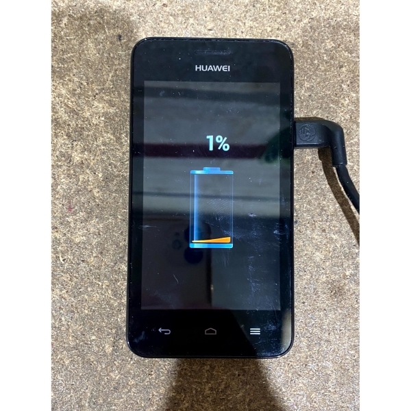 Huawei Ascend Y330 Android Smartphone schwarz 4,0″ TFT LCD Display 3MP (4GB+512MB)