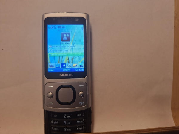 Handy  Nokia 6700 slide silber (Ohne Simlock) Smartphone