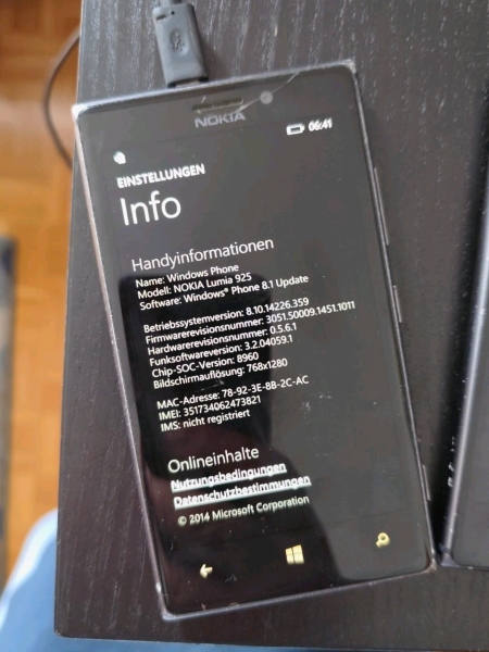 Nokia Lumia 925 Windows Phone Smartphone 16GB Schwarz RM-892 Ohne Simlock