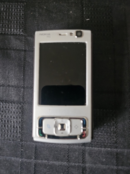 Nokia N95 Silber Handy als Ersatzteil/Reparatur. Ungetestet