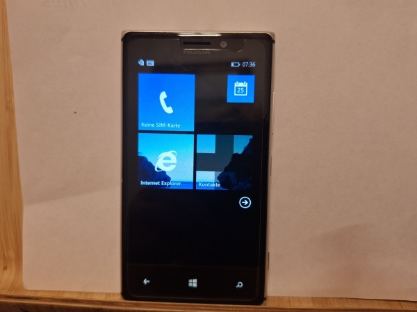 Handy Nokia Lumia 925 RM 892 schwarz (Ohne Simlock) Smartphone