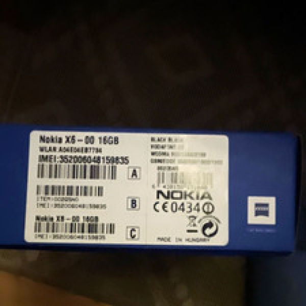 Nokia X6-00 Smartphone 16GB Schwarz Vodafone WCDMA GSM/EDGE 850 900 1800