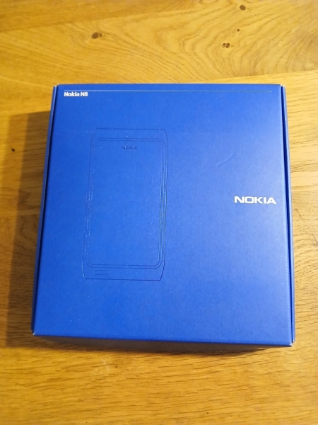 Nokia N8-00 Smartphone 16GB Schwarz