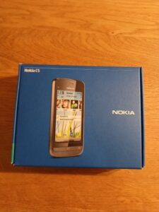 Nokia C5-03 Smartphone, Grau, ohne Simlock – Sammlerstück