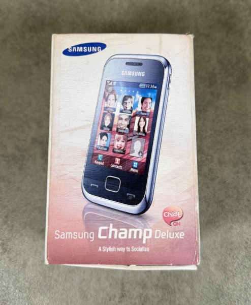 Samsung GT-C3310 Metalic Silver Silber – Smartphone Handy – OVP