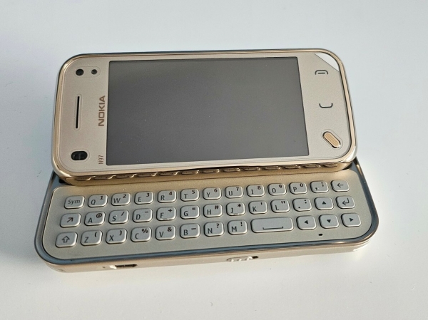 Nokia N97 mini Smartphone (entsperrt) – 8GB – 18K vergoldet