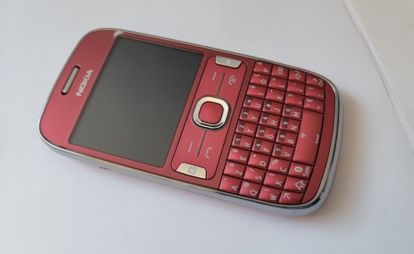 Nokia Asha 302 Smartphone (entsperrt) rot
