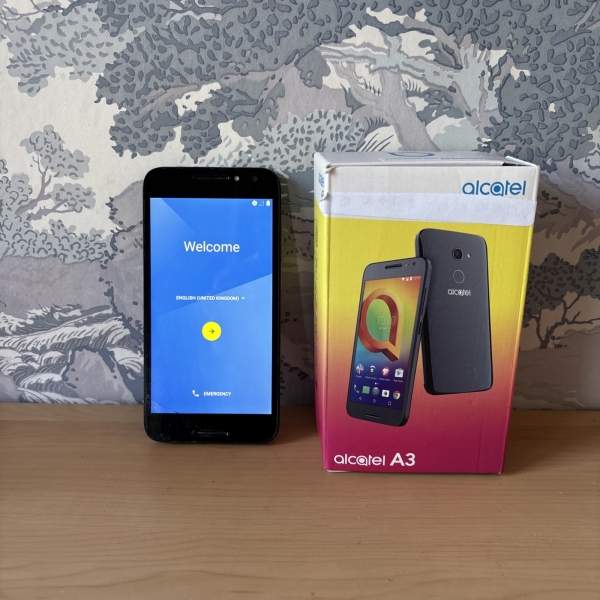 Alcatel A3 schwarz 5046Y 16GB 5,0″ Android Smartphone funktioniert – gesprungenes Display