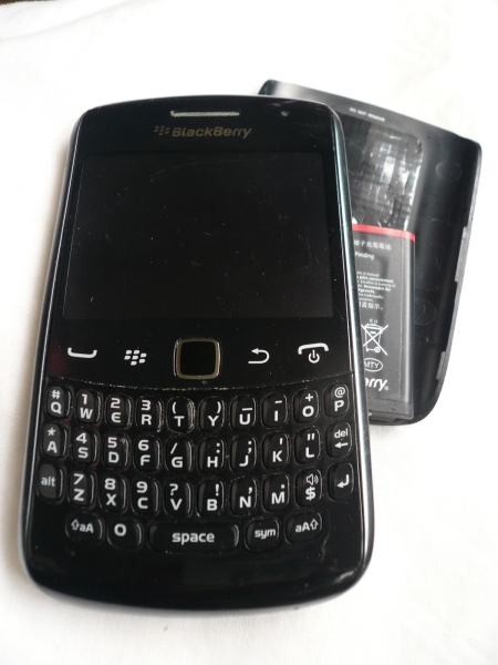 BlackBerry Curve 9360 Smartphone (entsperrt) – Silber