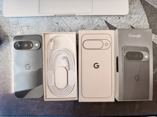 Google Pixel 10 – 128 GB – Obsidian (Unlocked)