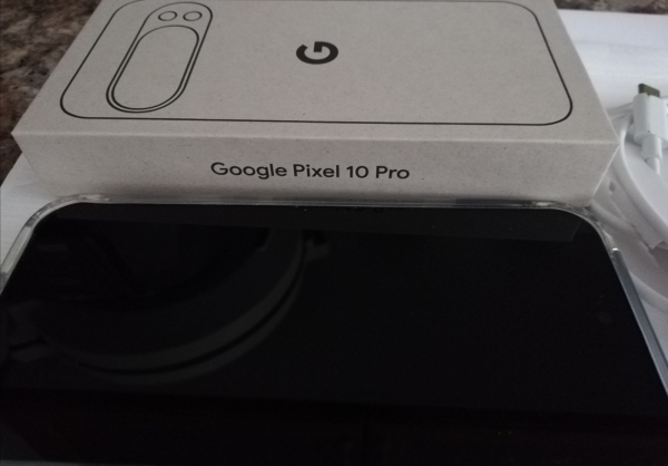 Google Pixel 10 Pro – 128 GB – Quite Black (Unlocked) (CA)
