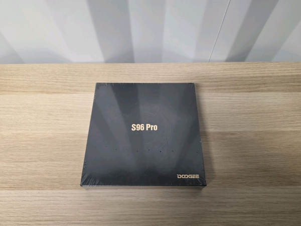 Doogee S96 Pro 8GB RAM 128GB Speicher Smartphone IP68 Wasserdicht Dual SIM Schwarz