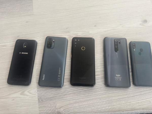 Samsung Galaxy J5 128GB Smartphone Android Schwarz (gebraucht)