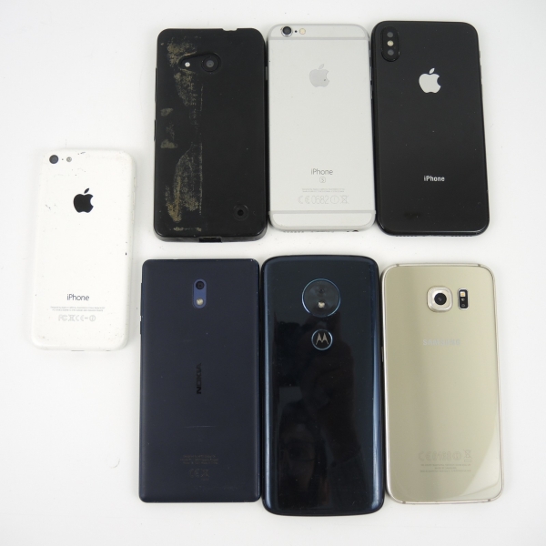 x7 Smartphone Restposten iPhone Samsung Nokia Konvolut Ersatzteile/Reparaturen ungetestet