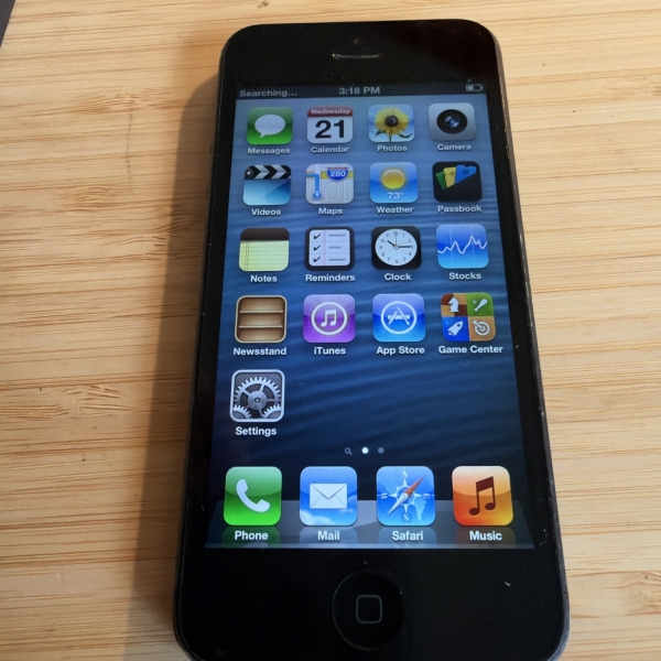 [FUNKTIONSTÜCHTIG VINTAGE!] Apple iPhone 5 16GB Schwarz Dual Boot iOS 6/8 Jailbroken
