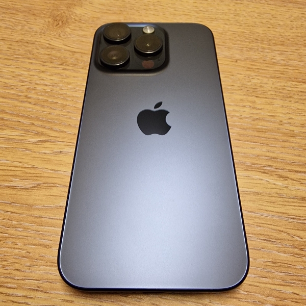 Apple iPhone 15 Pro 5G 128GB titanblau entsperrt Smartphone iOS26 BH85%