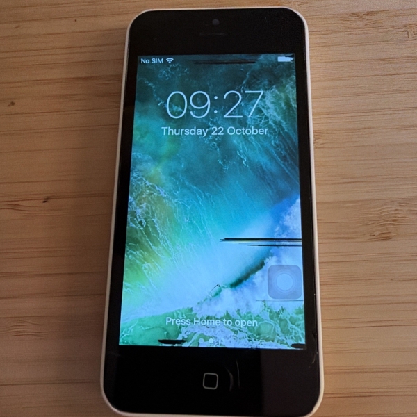 Apple iPhone 5c 16GB weiß entsperrt 4 Zoll iOS 8MP (A1507)