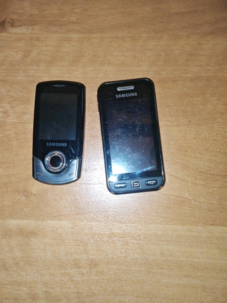 Samsung Restposten Tocco Lite S5230 & SGH-J700 Schiebehandys für Ersatzteile