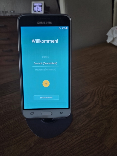 Samsung Galaxy J3 6 Duos J320f/Ds 8GB Smartphone Weiß