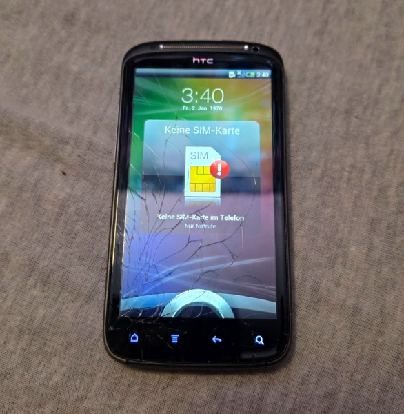 HTC Sensation 1,11GB Schwarz/Grau Android Smartphone 4,3 Zoll 8MP Dual Core