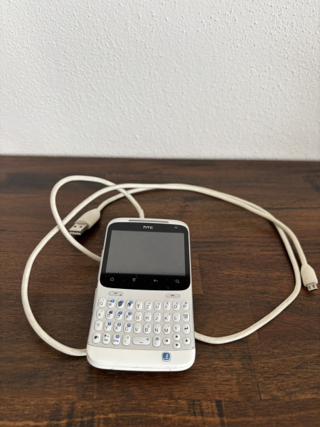 HTC ChaCha – Silver (Ohne Simlock) Smartphone