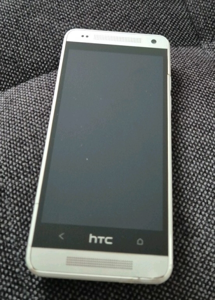 HTC Smartphone, Weiß, mit Kamera