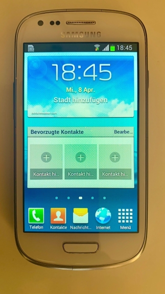 Weißes Retro Smartphone 📱✨ Samsung Galaxy S3 mini GT-I8190